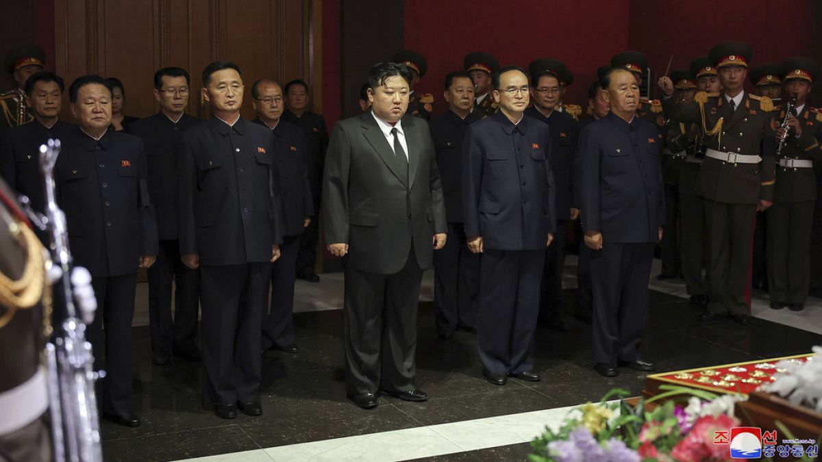 Kuzey Kore'nin 'Goebbels'i Kim Ki-nam hayatını kaybetti