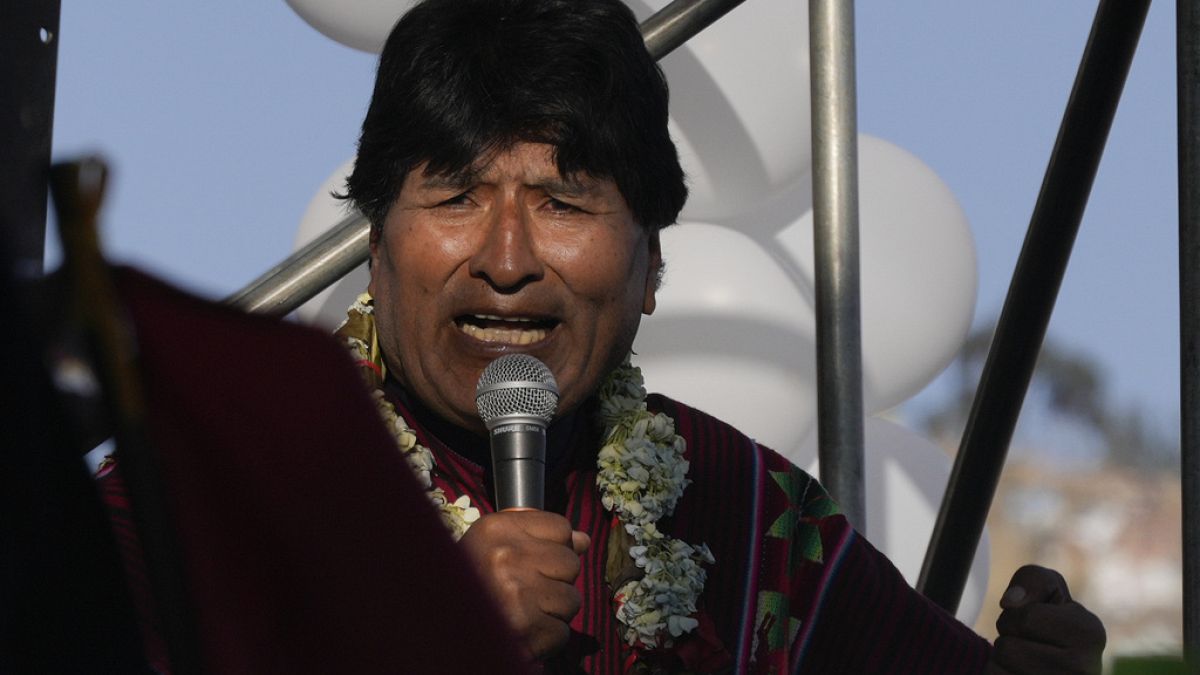 Eski Bolivya lideri Evo Morales'e suikast girişimi: "Arabamda 14 kurşun deliği var"
