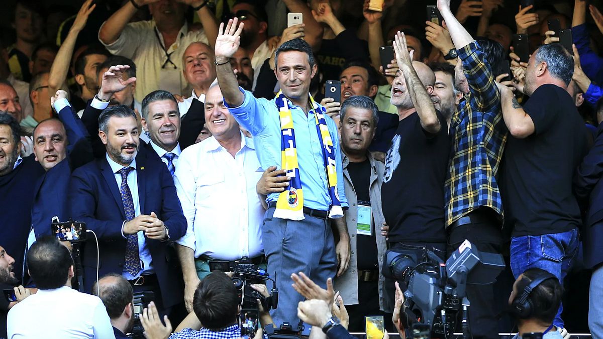 F.Bahçe'de Ali Koç üçüncü kez başkan seçildi