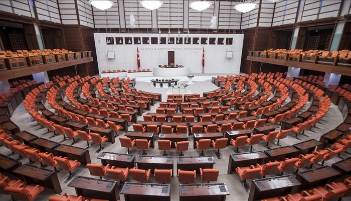 Resmi Gazete'de Yayımlandı!  Türkiye Büyük Millet Meclisi 1 Ekim'e kadar tatile girdi