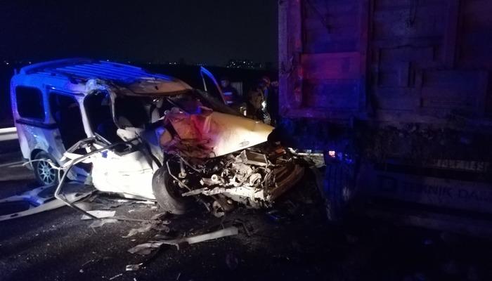 Ankara'da korkunç kaza! Park halindeki TIR'a çarptı: 2 kişi öldü, 1 kişi yaralandı