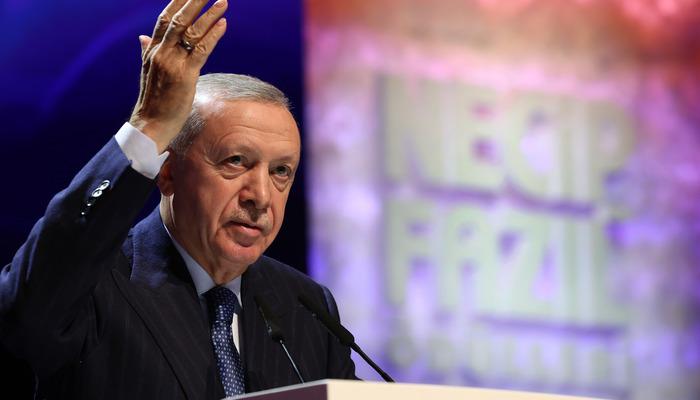 Cumhurbaşkanı Erdoğan: "Necip Fazıl Usta davamızın anıtsal şahsiyetlerinden biriydi"