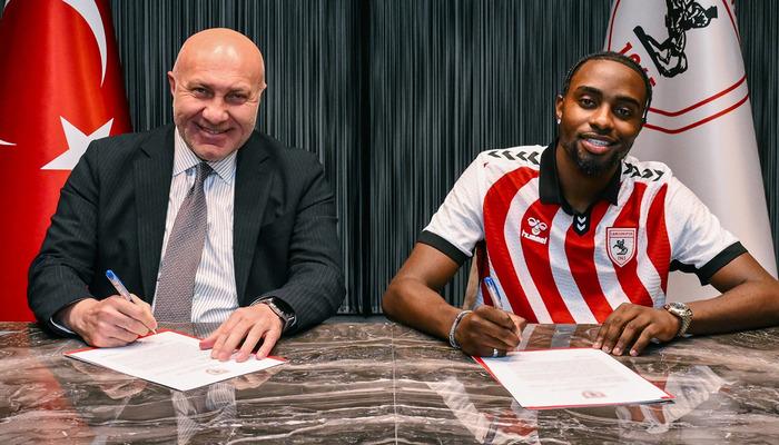 Samsunspor, Kongolu orta saha Antoine Makoumbou ile sözleşme imzaladı -