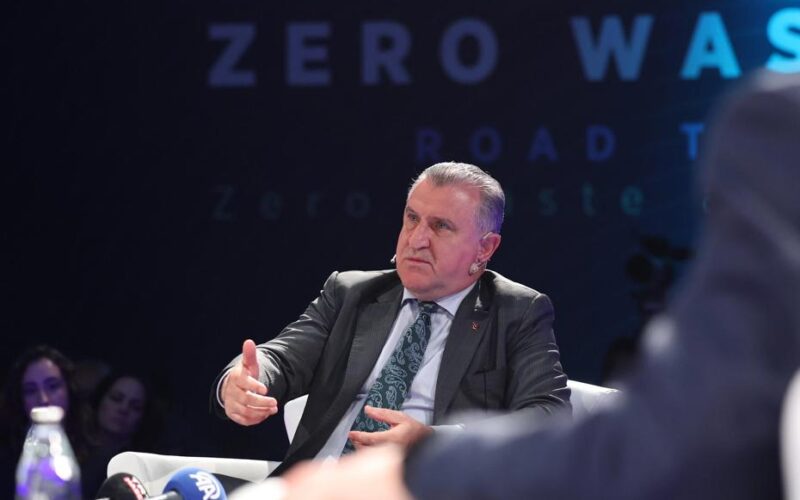 Bakan Bak, Sıfır Atık Forumu'nda Gençlerin Potansiyeline İşaret Etti