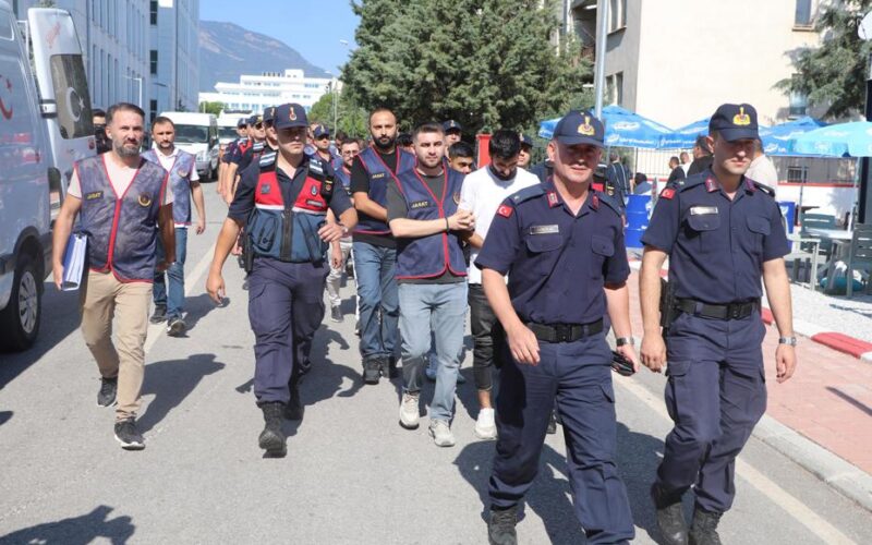 Yaşlı Kadının 4 Milyonluk Altını Dolandırıcıların Kurbanı Oldu